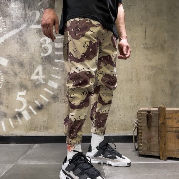 Dessert Camo Joggers - Picture 2 of 3